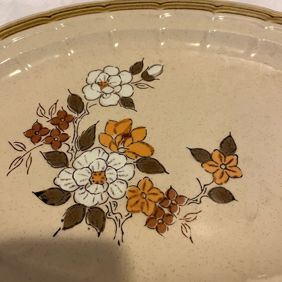 Crown Manor Autumn Blossom Platter - Picture 4 of 5